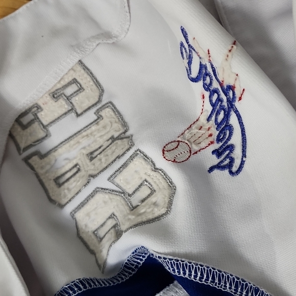 Stitches Dodgers button down jersey size medium - Picture 7 of 9